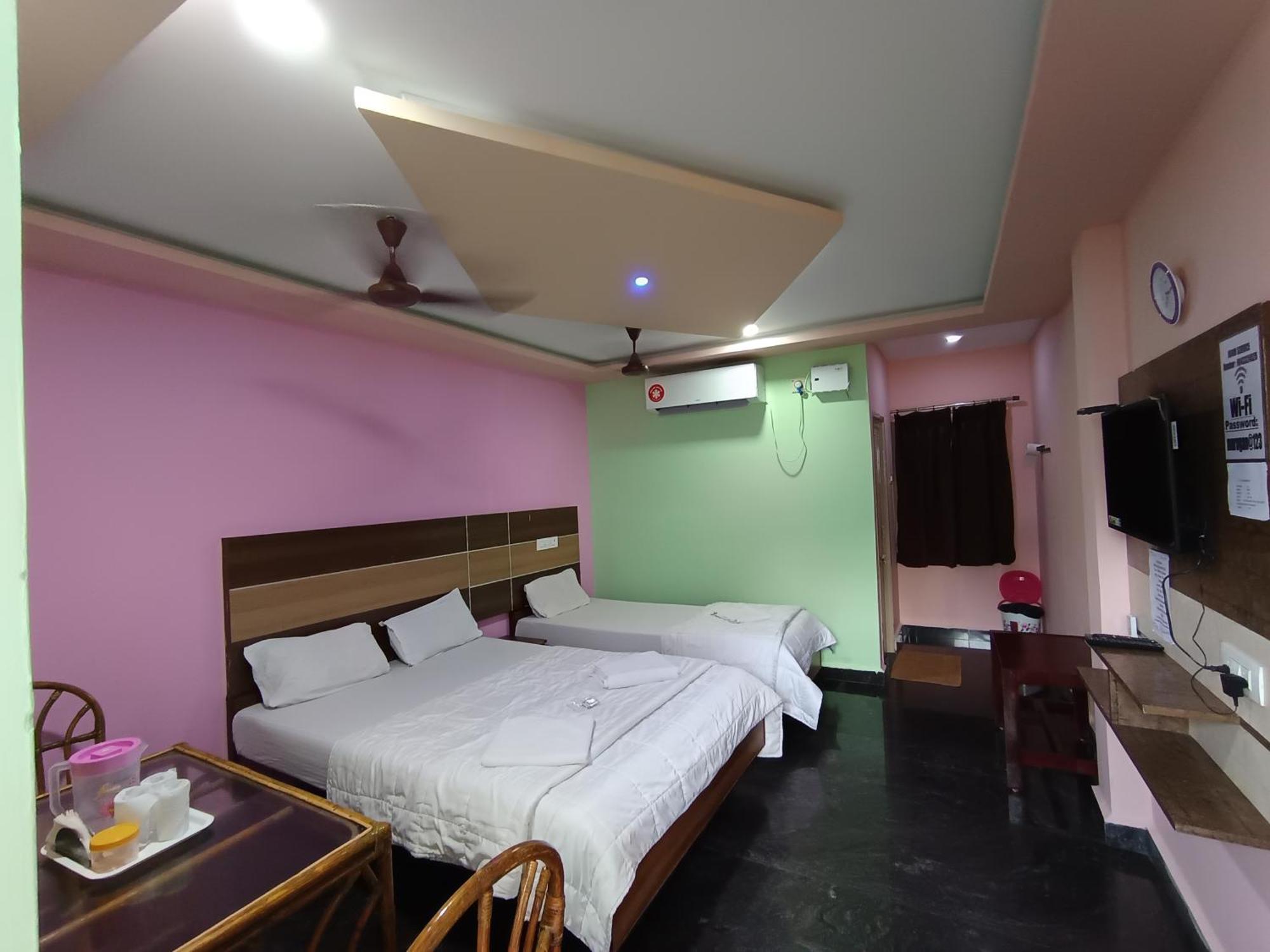 Sri Murugan Beach Paradise Hotel Mahabalipuram Buitenkant foto