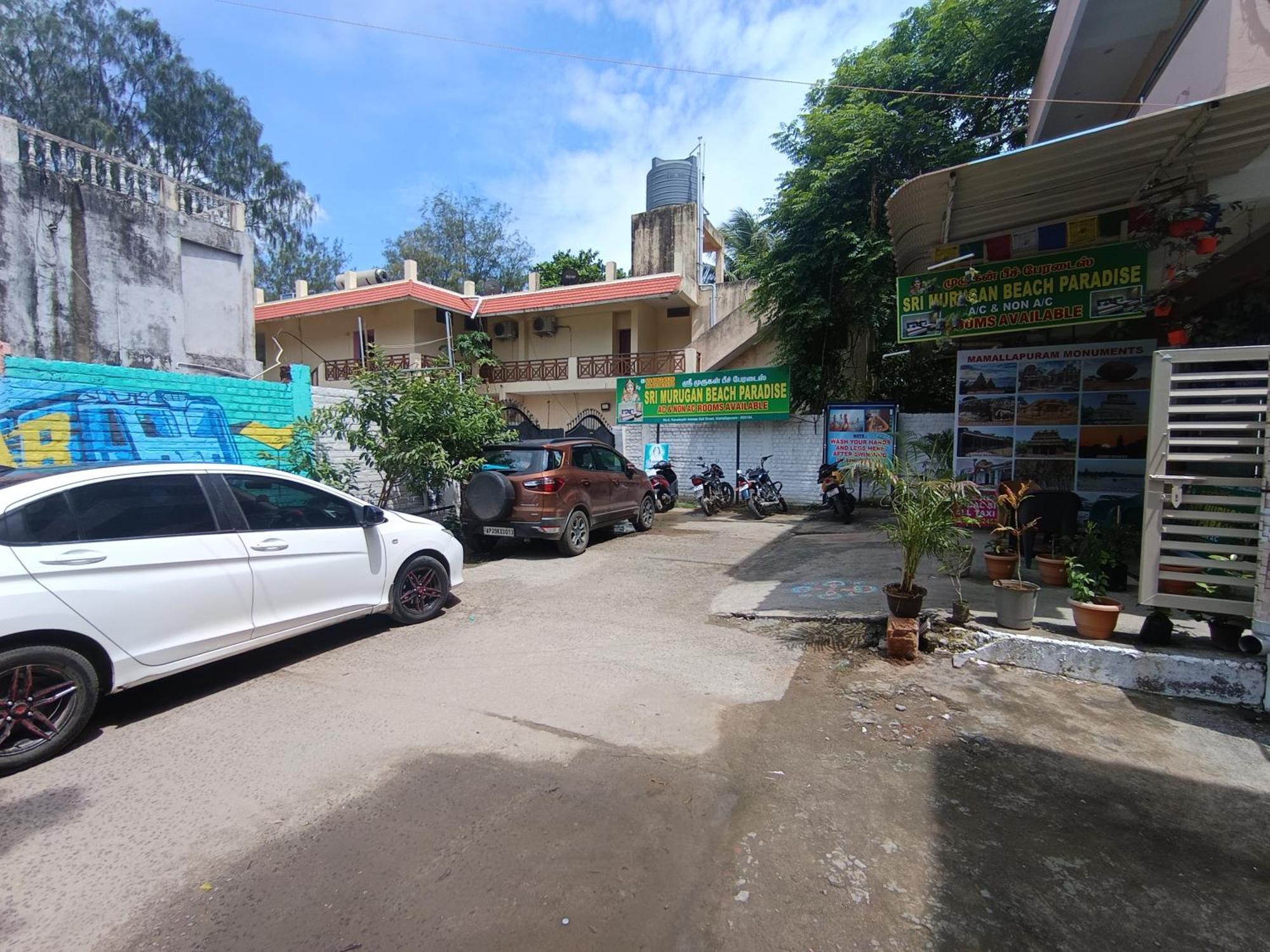 Sri Murugan Beach Paradise Hotel Mahabalipuram Buitenkant foto